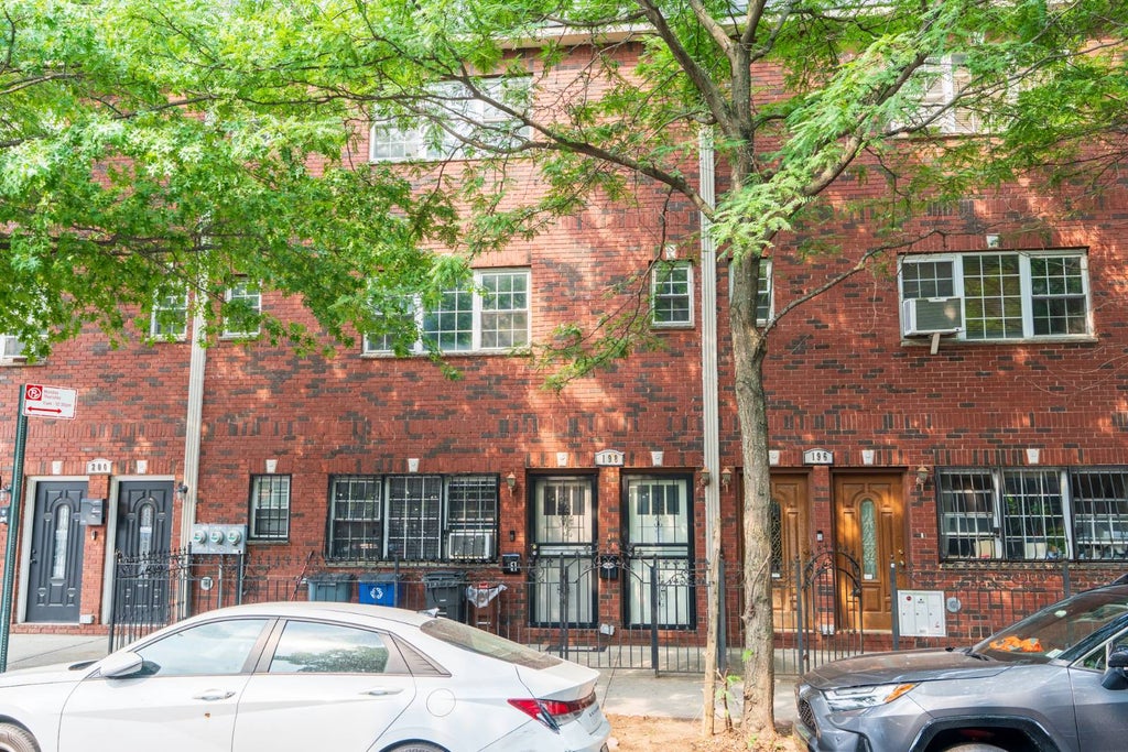 Photo of 198 Stuyvesant Ave #2, Brooklyn, NY 11221 (MLS # 11908686)