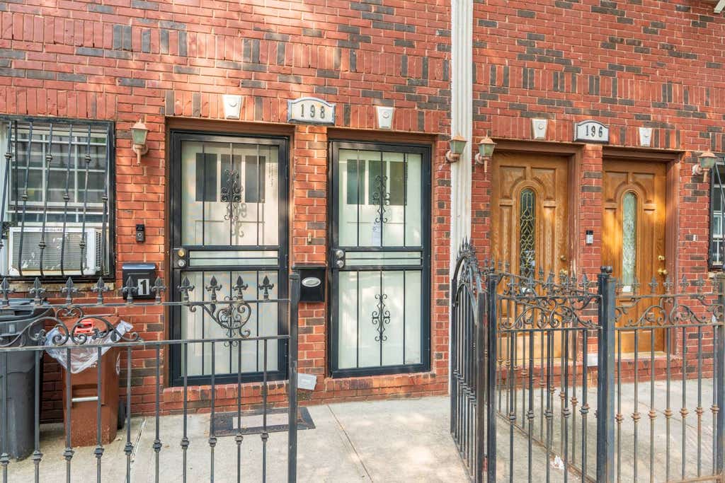 Photo of 198 Stuyvesant Ave #2, Brooklyn, NY 11221 (MLS # 11908686)