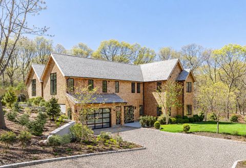 Photo of 21 Ocean Parkway, East Hampton, NY 11937 (MLS # 11738906)