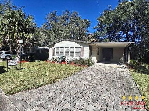 Photo of 68 Horseshoe Falls Drive, Ormond Beach, FL 32174 (MLS # 11742653)