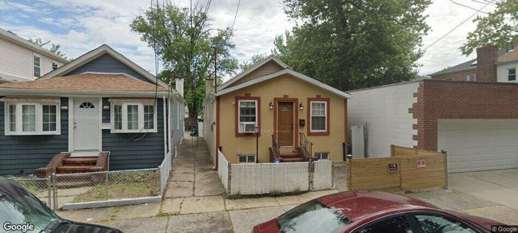Photo of 1271 East 88th Street, Brooklyn, NY 11236 (MLS # 11738417)