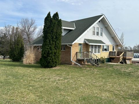 Photo of 609 Guernsey St, Hubbell, NE 68375 (MLS # 11688910)