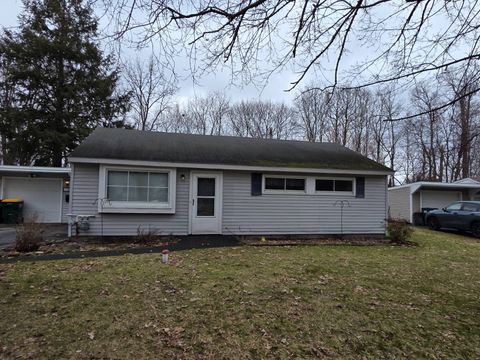 Photo of 13 Lincoln Rd, North Syracuse, NY 13212 (MLS # 11679076)