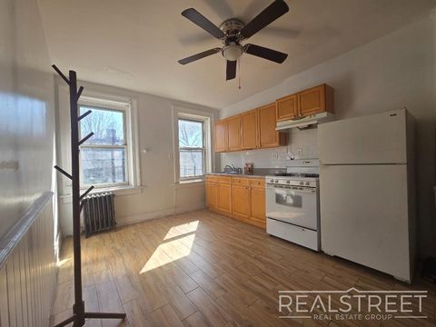 Photo of 509 Hicks Street #4, Brooklyn, NY 11231 (MLS # 11685074)