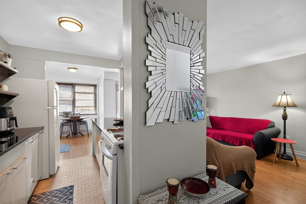 Photo of 240 Cozine Ave #1E, Brooklyn, NY 11207 (MLS # 11802647)