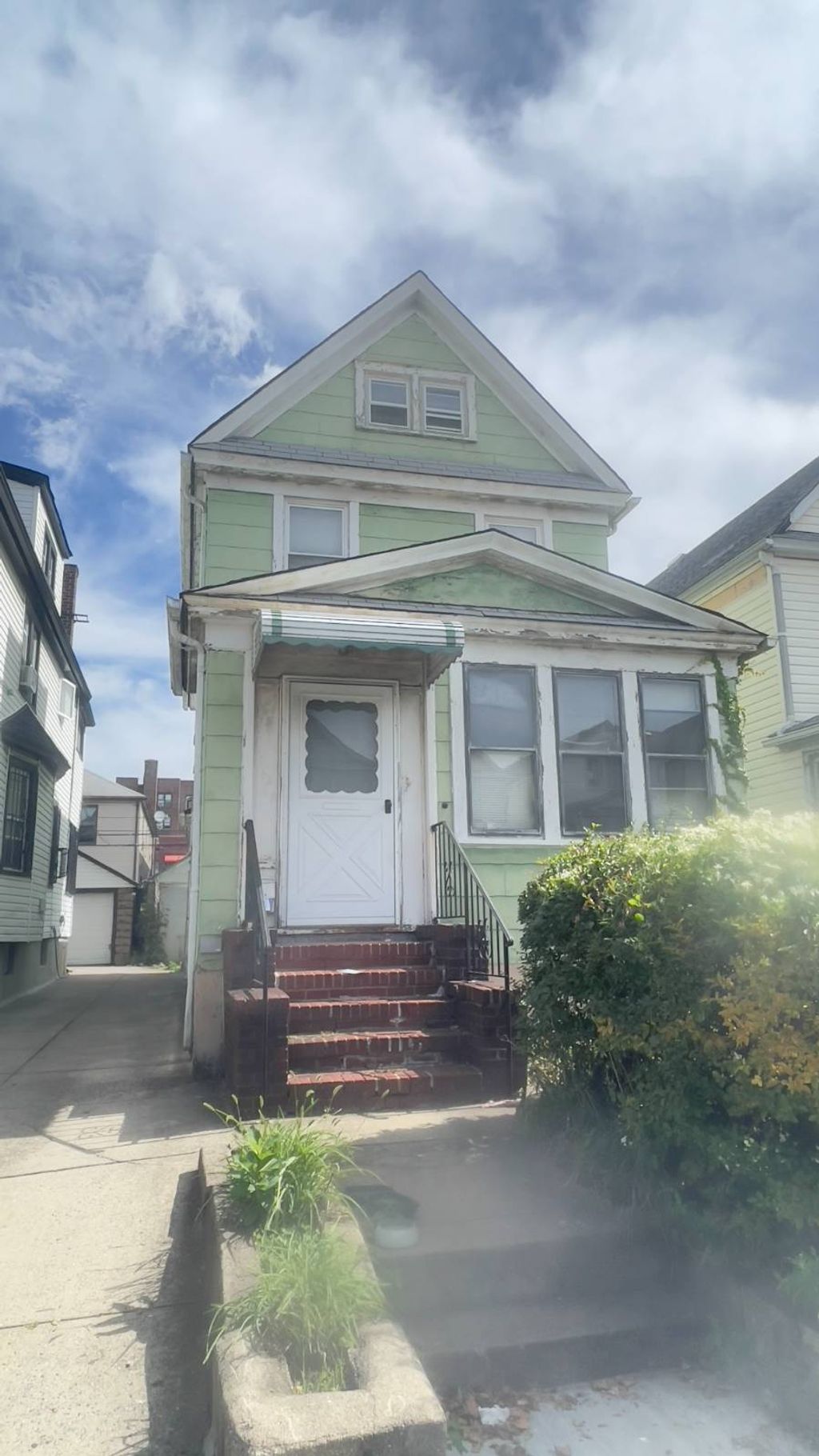 Photo of 4249 78 Street, Elmhurst, NY 11373 (MLS # 11581151)