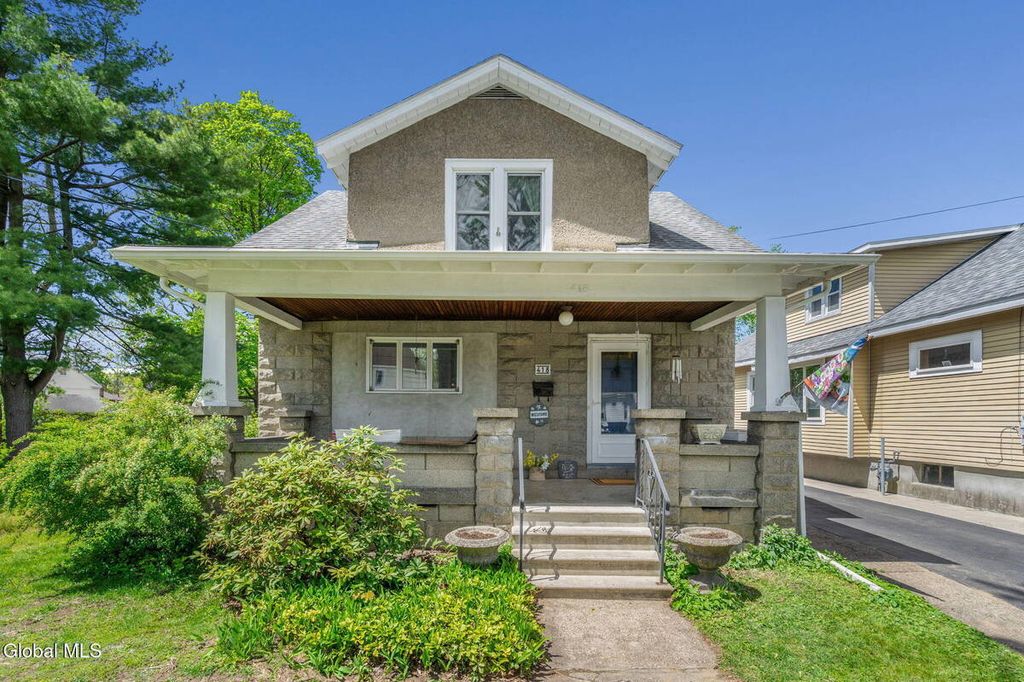 Photo of 418 Arthur Street, Schenectady, NY 12306 (MLS # 11775612)