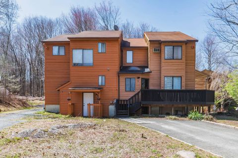 Photo of 3 Edelweiss Dr, Woodridge, NY 12789 (MLS # 11689057)