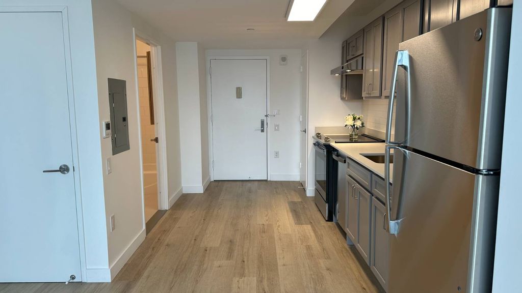 Photo of 11 Garden St #9E, New Rochelle, NY 10801 (MLS # 11652448)