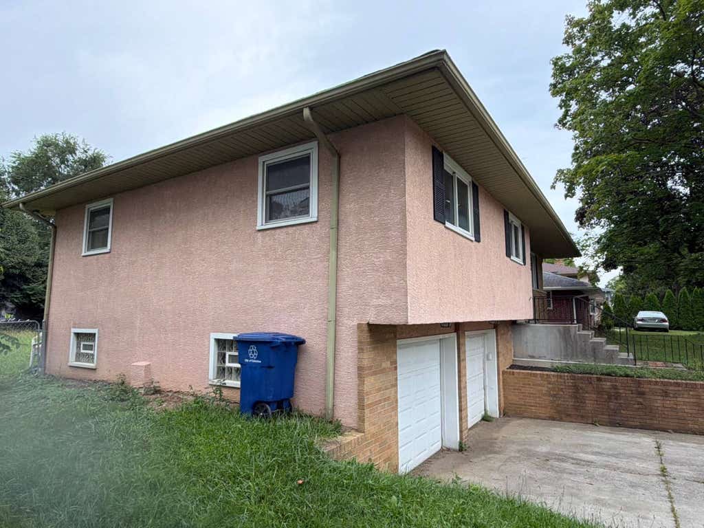 Photo of 1234 Saling Dr, Columbus, OH 43229 (MLS # 11920618)