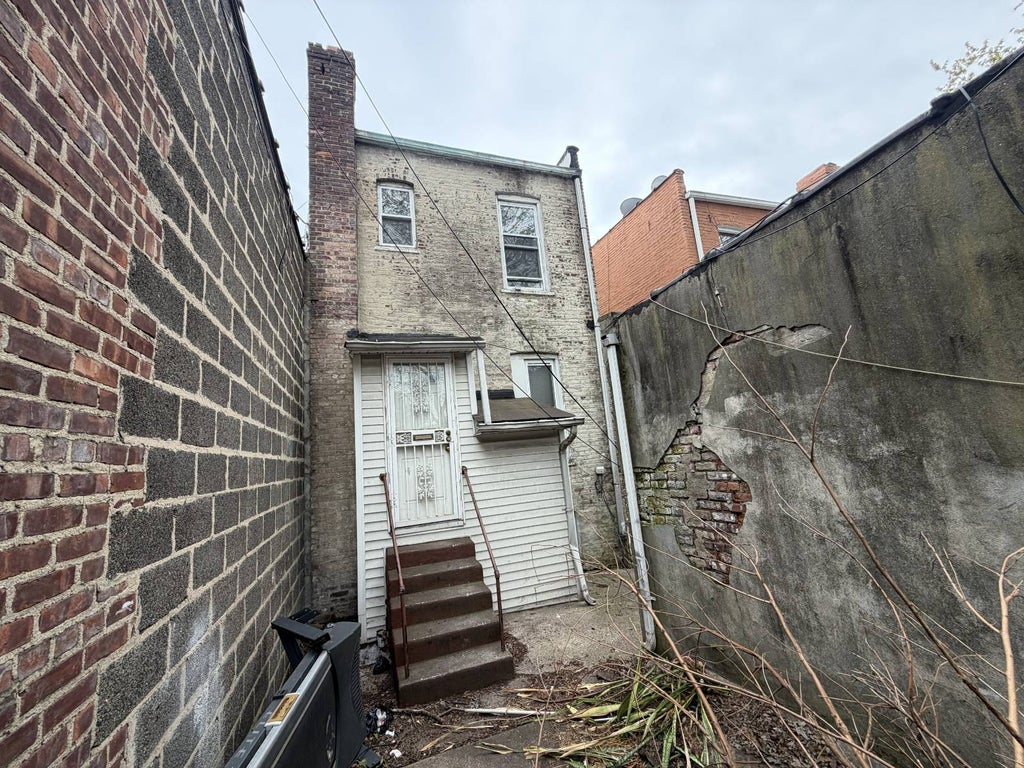 Photo of 2611 Clarendon Rd, Brooklyn, NY 11226 (MLS # 11692568)