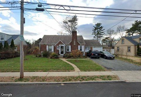 Photo of 726 Northern Pkwy, Uniondale, NY 11553 (MLS # 11653998)