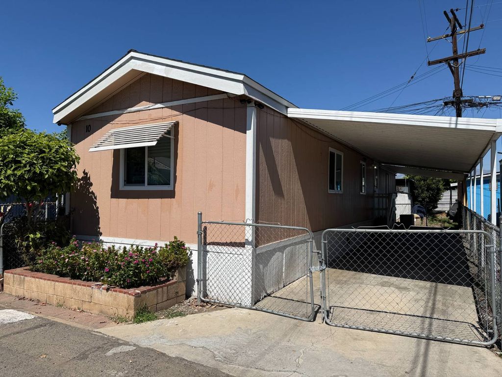 Photo of 1461 Mission Blvd Spc 10 Blvd, Pomona, CA 91766 (MLS # 11676671)