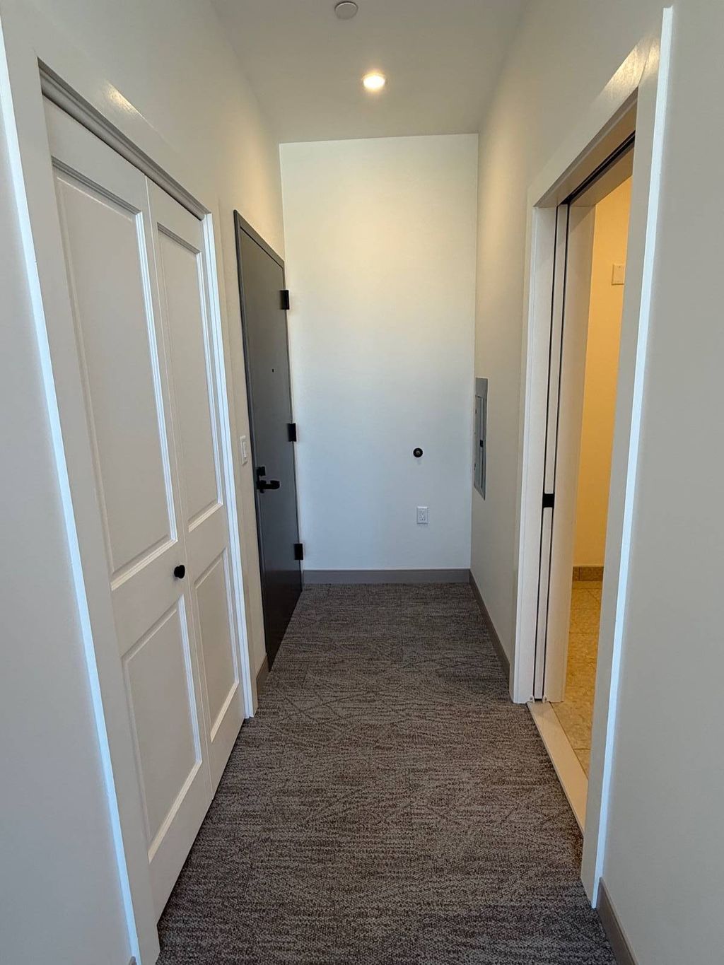 Photo of 1117 W Fayette Street #210, Syracuse, NY 13204 (MLS # 11655448)