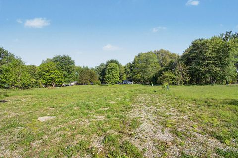 Photo of 1917 Country Manor ST, North Vernon, IN 47265 (MLS # 11777870)