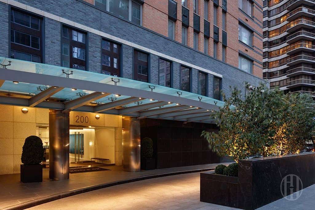 Photo of 200 East 62nd Street #22D, New York, NY 10021 (MLS # 11904000)
