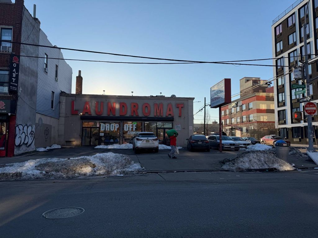 Photo of 196 Pennsylvania Ave, Brooklyn, NY 11207 (MLS # 11664829)