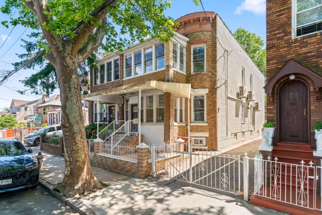 Photo of 453 East 46th Street #1, Brooklyn, NY 11203 (MLS # 12004401)