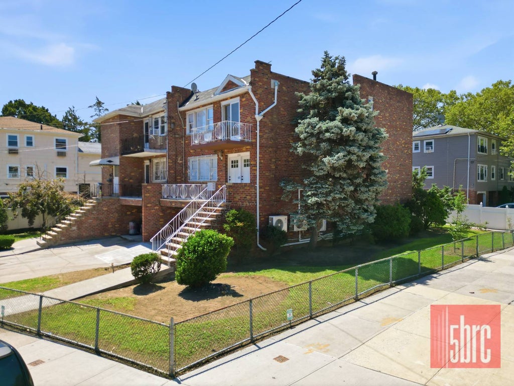 Photo of 1204 East 72nd St, BROOKLYN, NY 11234 (MLS # 11899746)