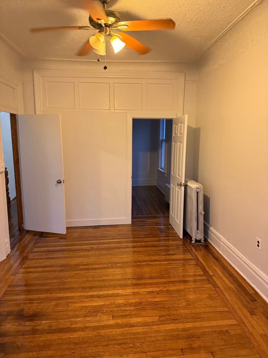 Photo of 14 Longfellow Ave #3, BRONX, NY 10466 (MLS # 11635387)