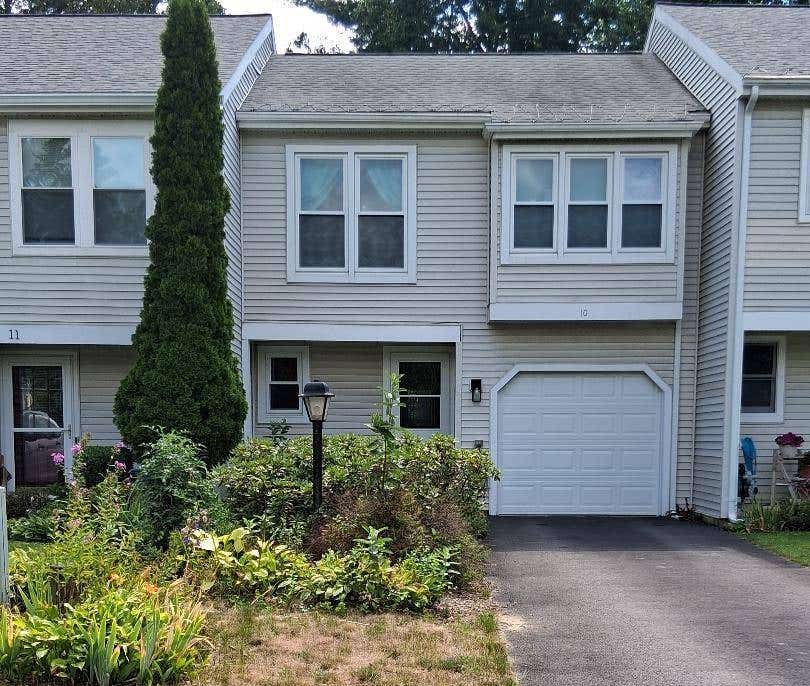 Photo of 10 North Ct, Queensbury, NY 12804 (MLS # 11925076)