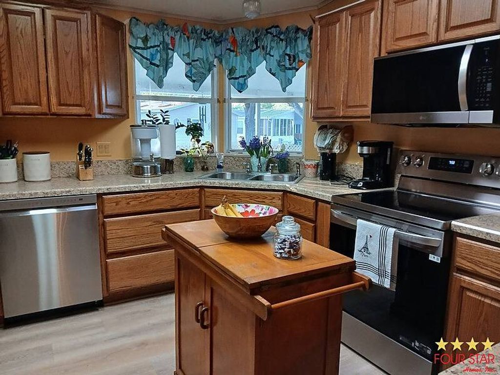 Photo of 848 Water Ridge Dr, DeBary, FL 32713 (MLS # 11739983)