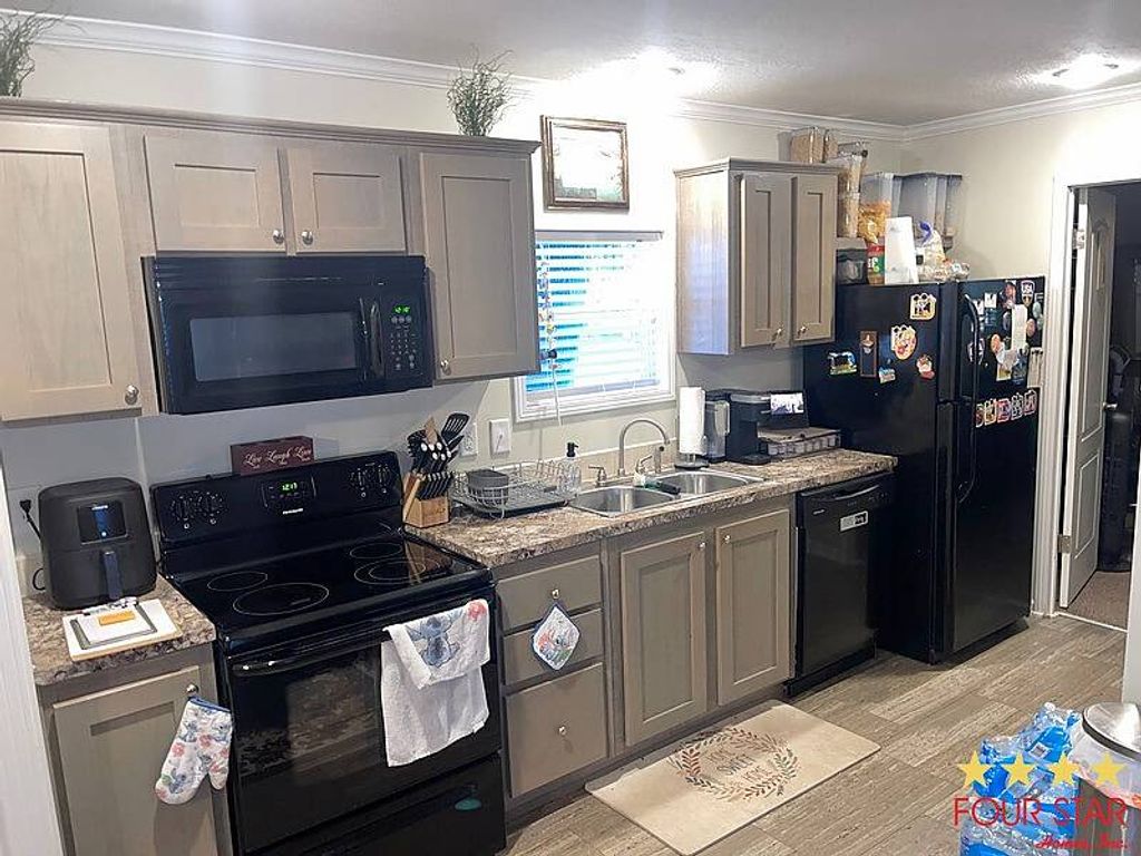 Photo of 431 Greenwood Ln, Kissimmee, FL 34746 (MLS # 11684753)