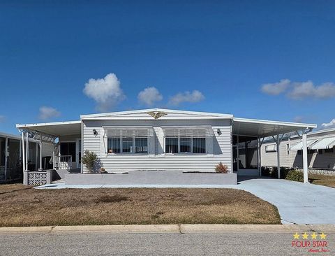 Photo of 2325 Fremont Dr, Sarasota, FL 34238 (MLS # 11655837)