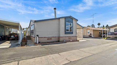 Photo of 106 Osprey Lane, Fountain Valley, CA 92708 (MLS # 11651897)