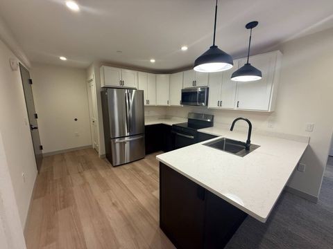 Photo of 1117 W Fayette Street #304, Syracuse, NY 13204 (MLS # 11655458)