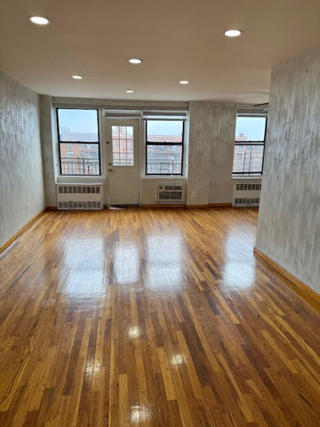 Photo of 540 Ocean Parkway #6H, Brooklyn, NY 11218 (MLS # 11669938)