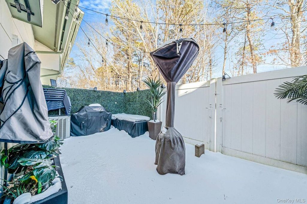 Photo of 97 Drexelgate Court, Middle Island, NY 11953 (MLS # 11641979)