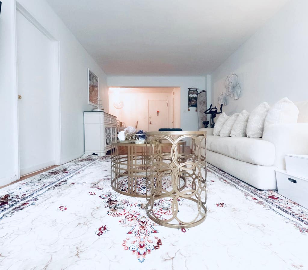 Photo of 55 Austin Place #3N, Staten Island, NY 10304 (MLS # 11933215)