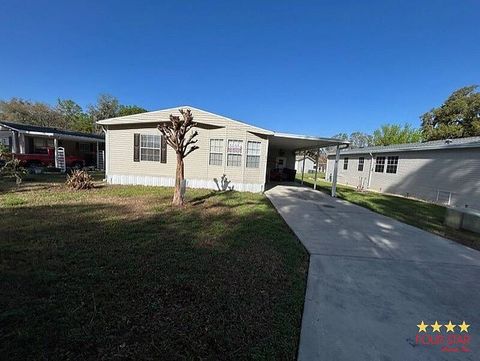 Photo of 1896 NW 45th Ter #285, Ocala, FL 34482 (MLS # 11674282)