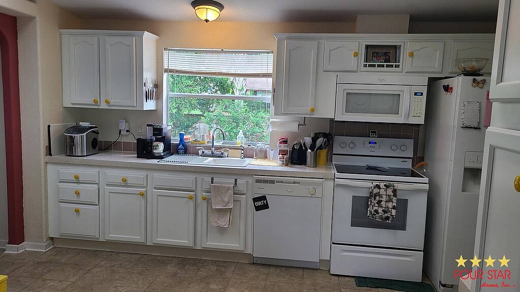 Photo of 101 Sunnybrook Cir S, Ormond Beach, FL 32174 (MLS # 11927293)
