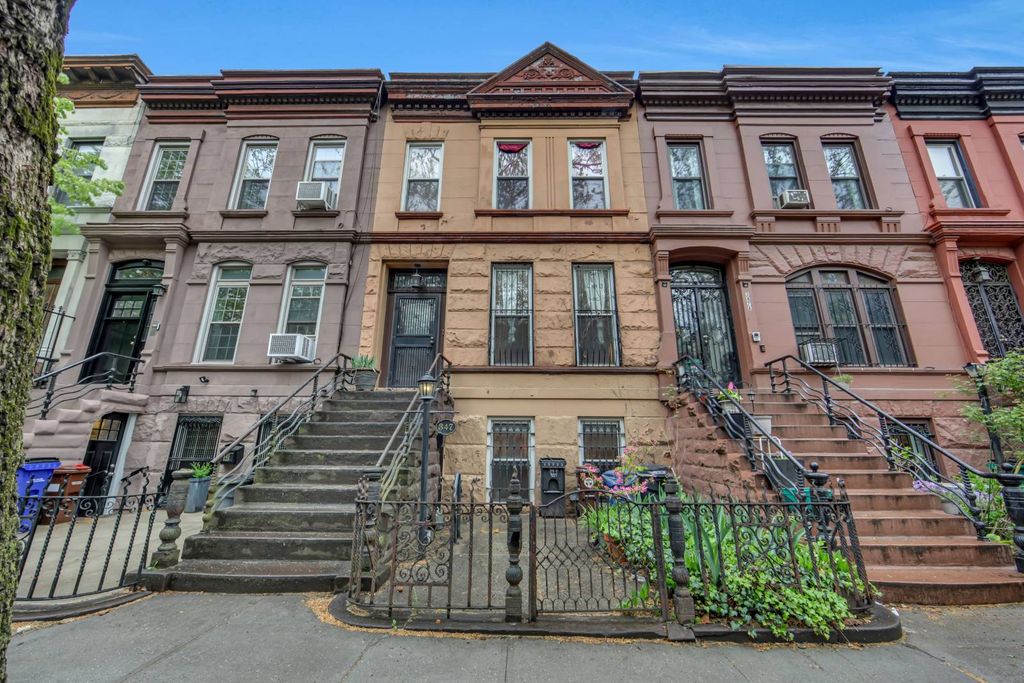 Photo of 347 Halsey St, Brooklyn, NY 11216 (MLS # 11688168)