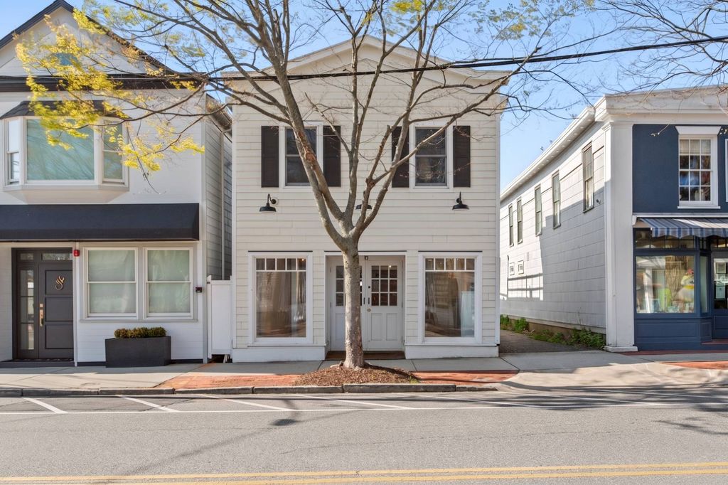 Photo of 71 Jobs Ln, Southampton, NY 11968 (MLS # 11739493)