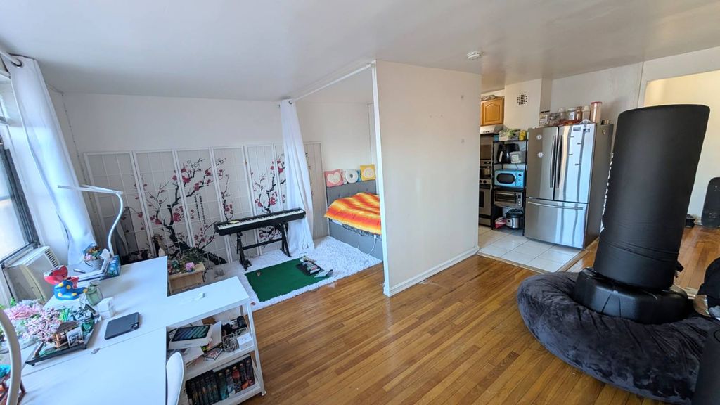 Photo of 9229 Lamont Ave #4M, Elmhurst, NY 11373 (MLS # 11652414)