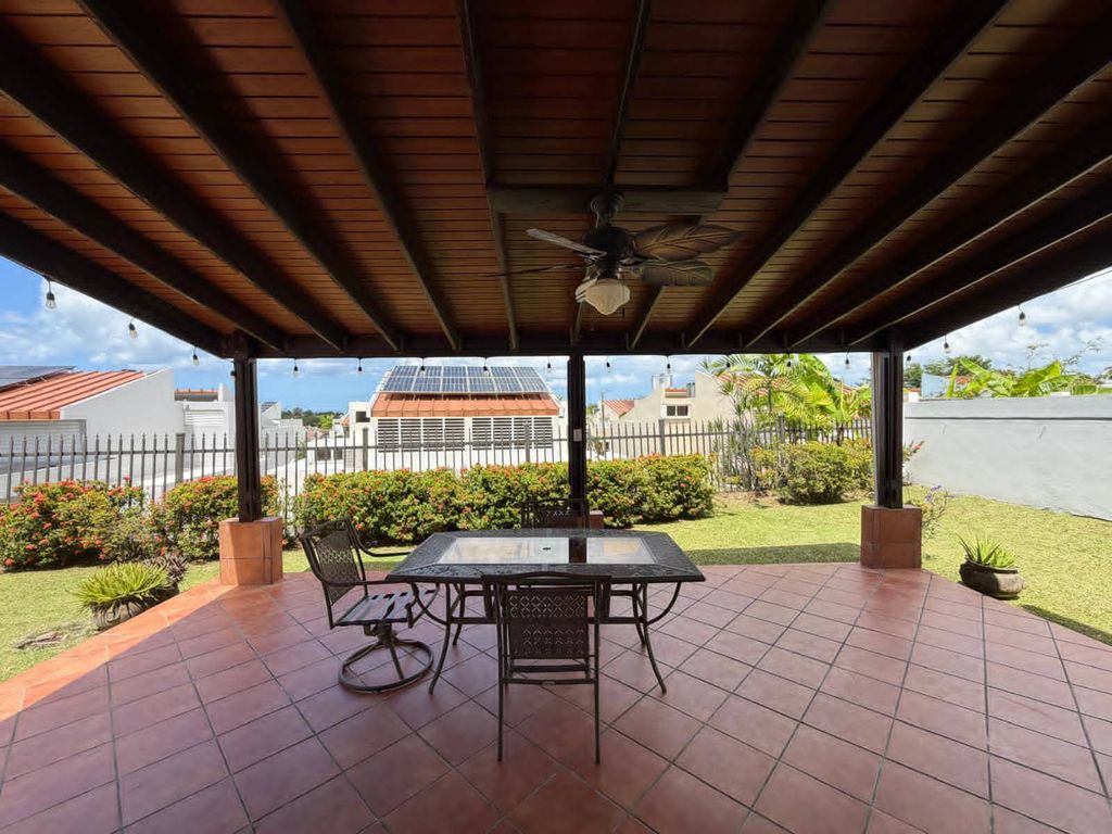 Photo of PASEO LAS VISTAS Los Paseos #C71, San Juan, PR 00926 (MLS # 11681969)