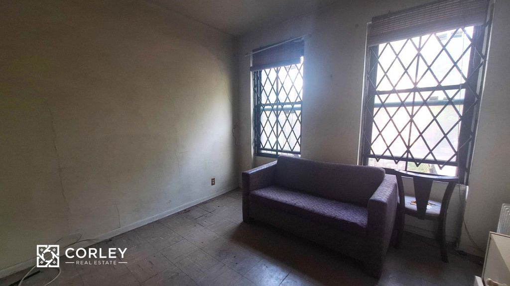 Photo of 114 East 98th Street #2E, New York, NY 10029 (MLS # 11577638)