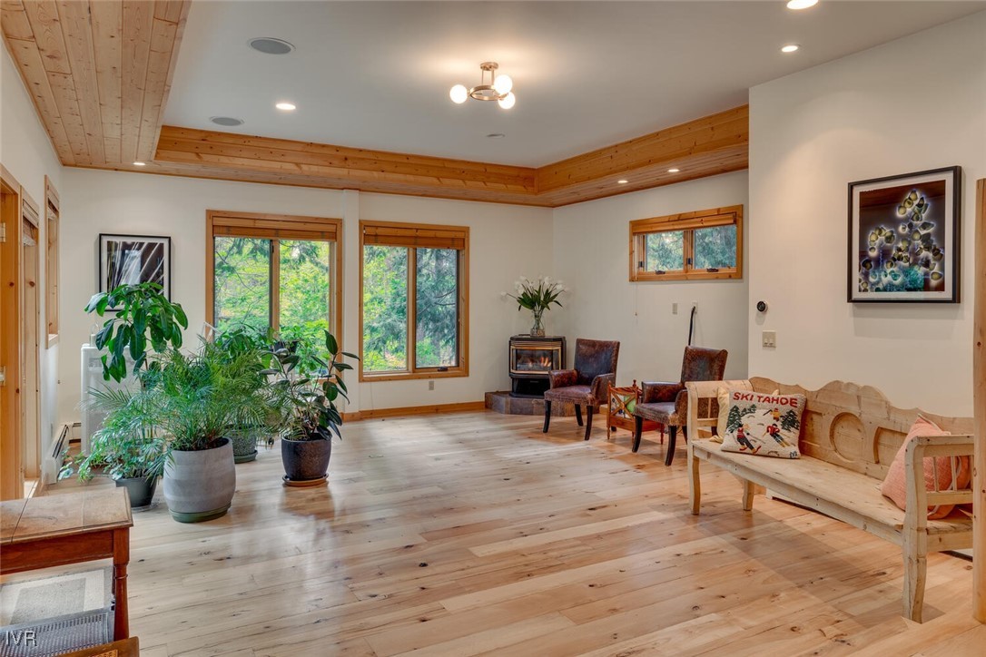 Incline Village, Nevada 89451, United States, 4 Bedrooms Bedrooms, ,4 BathroomsBathrooms,Residential,Active,36575