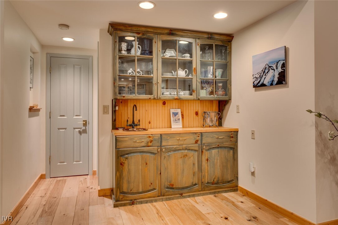 Incline Village, Nevada 89451, United States, 4 Bedrooms Bedrooms, ,4 BathroomsBathrooms,Residential,Active,36575