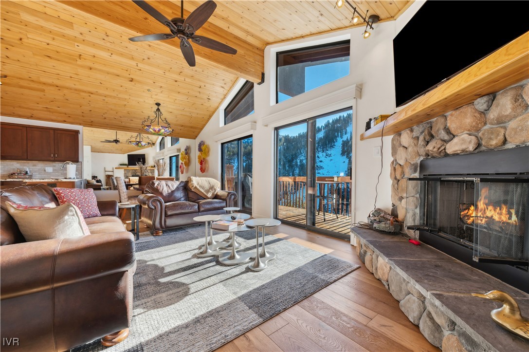 400 Fairview Boulevard 88
