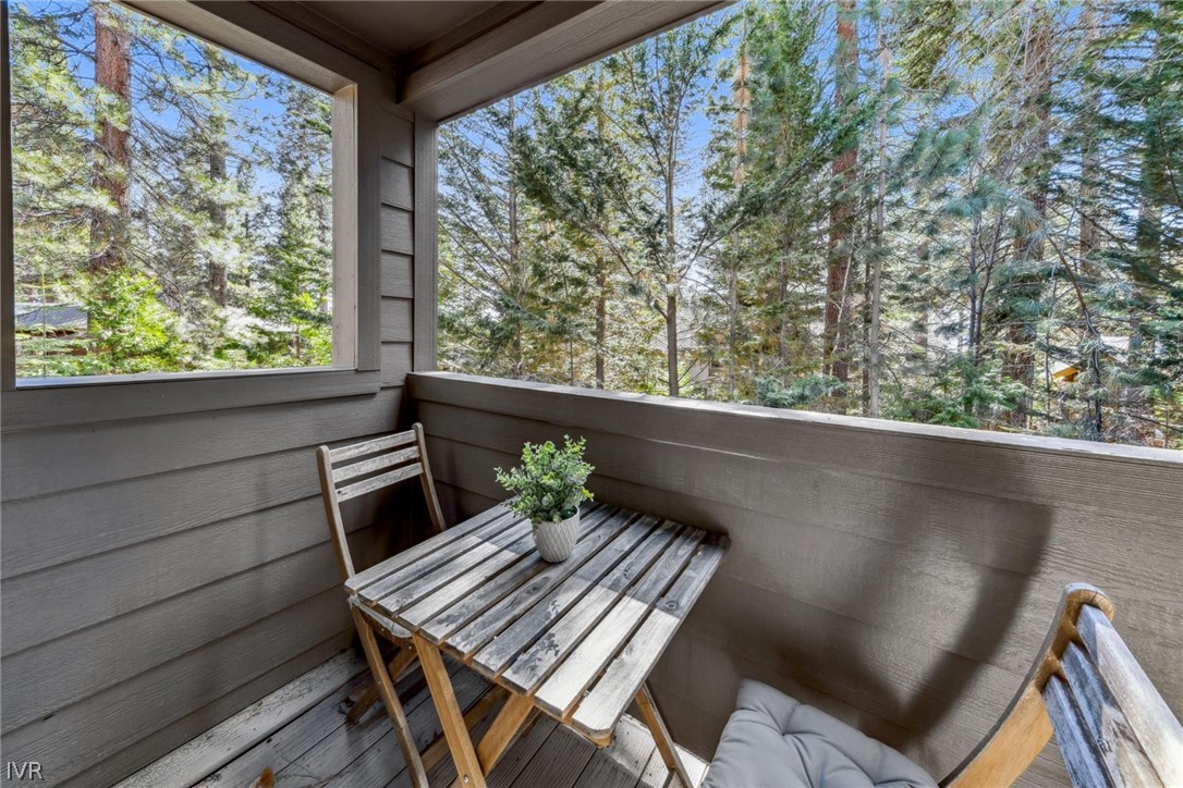 136 Juanita Drive 25