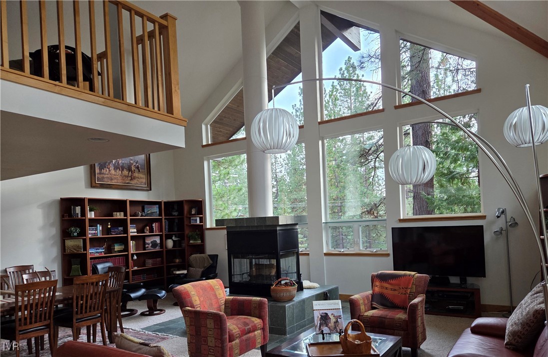 812 McCourry Boulevard