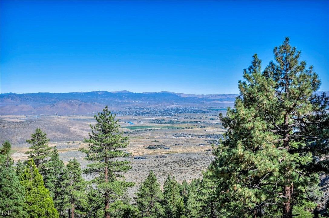 2960 Jacks Valley