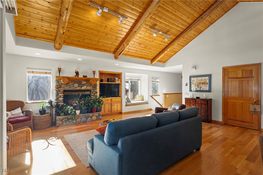 928 Northwood Boulevard 10