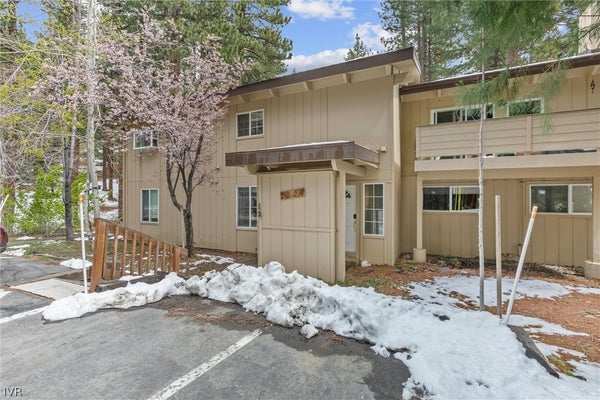 321 SKI WAY UNIT 13, INCLINE VILLAGE, NV 89451 - Image a2c8bb8fa1f6ff2c331dece73cda64f4/3019723692