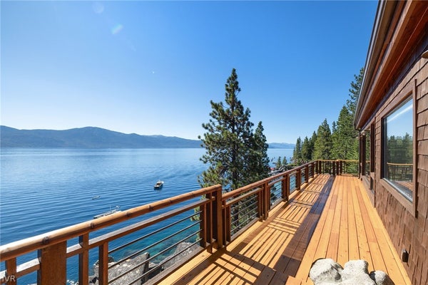 250 NORTHLAKE CIR, CRYSTAL BAY, NV 89402 - Image b6df16b5dba5164a69c0dee7f06faffa/2022012424