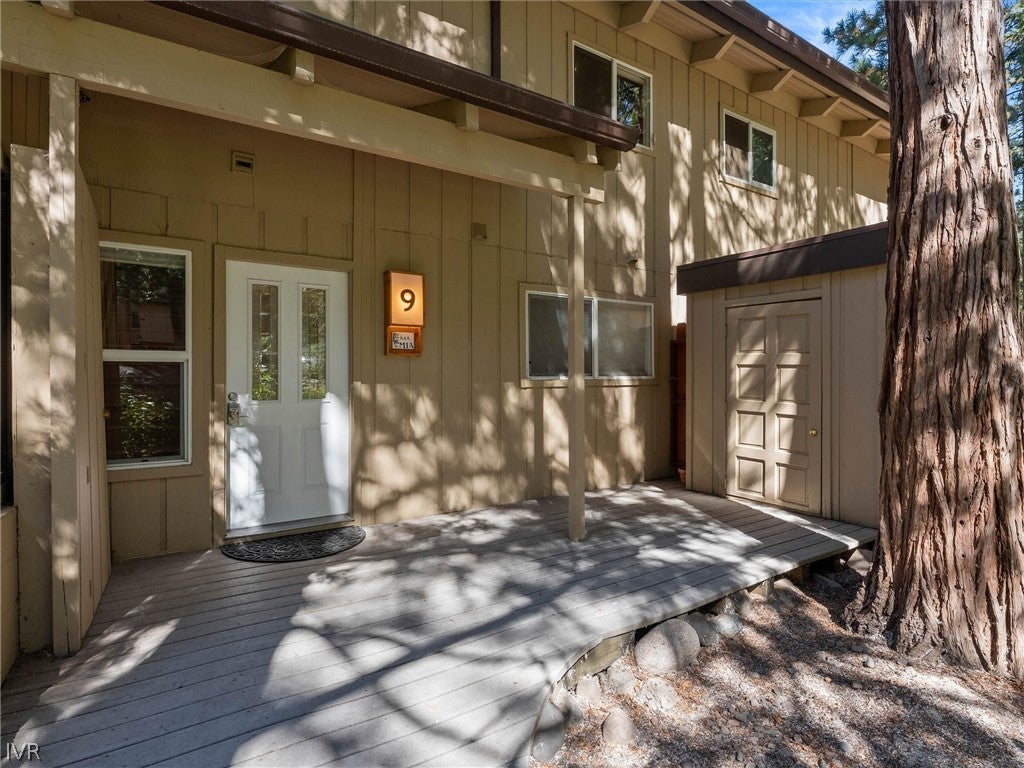 321 Ski Way 9